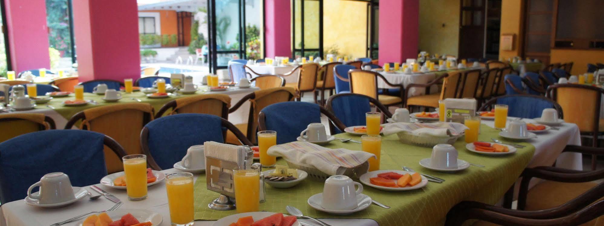 Hotel Oaxaca Dorado, Oaxaca Buitenkant foto